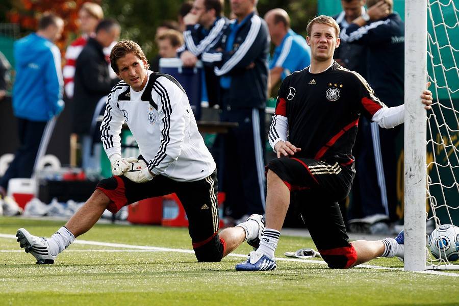 轻对手频频 轻对手频频