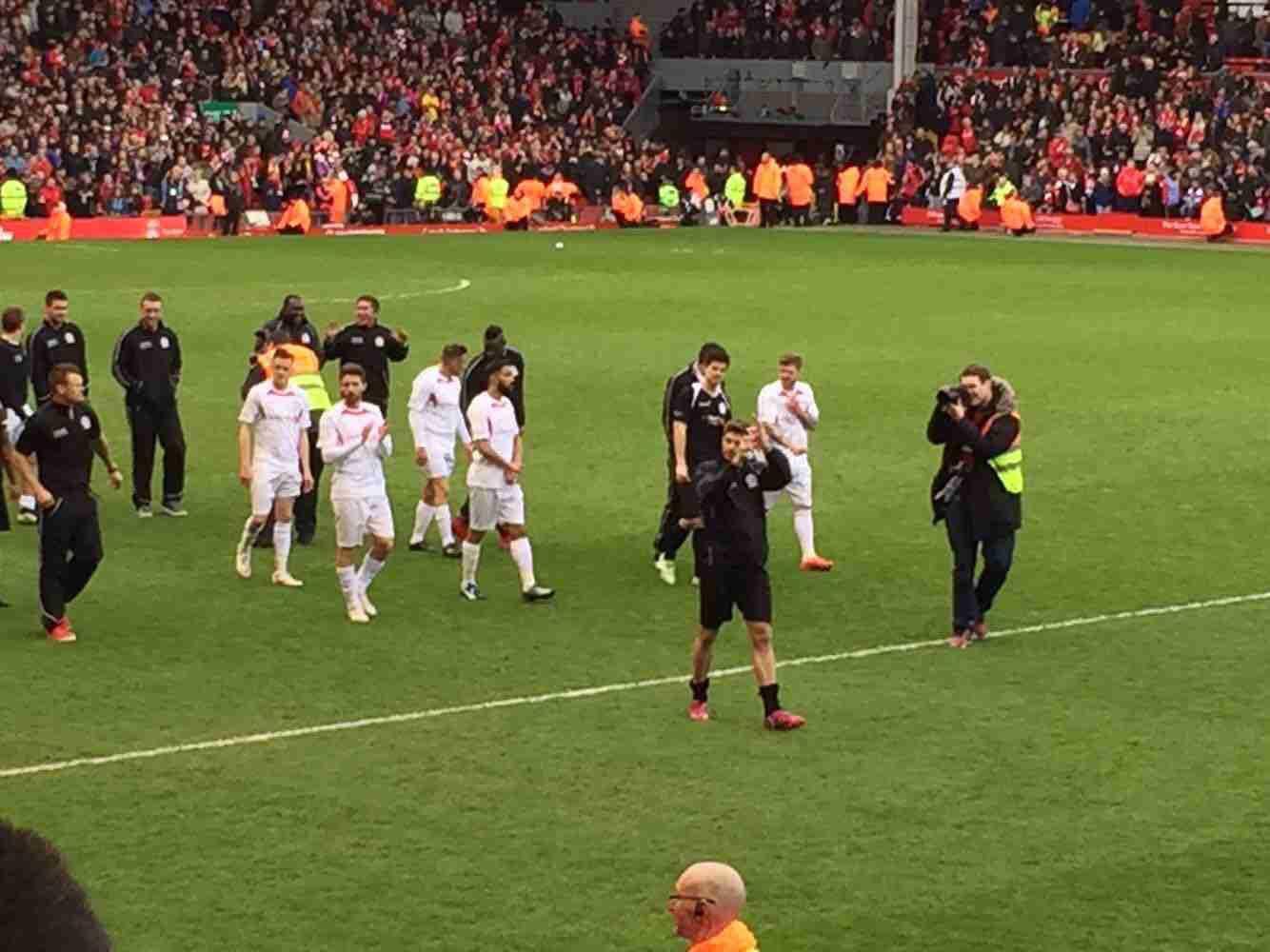 而竞争对手 而竞争对手